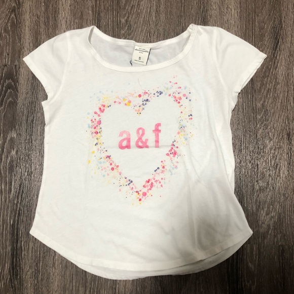 abercrombie kids Other - Abercrombie Kids Girls White & Pink Heart Tee Shirt with Glitter - Size S